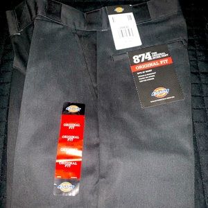 Dickies Original Fit Women’s pants.